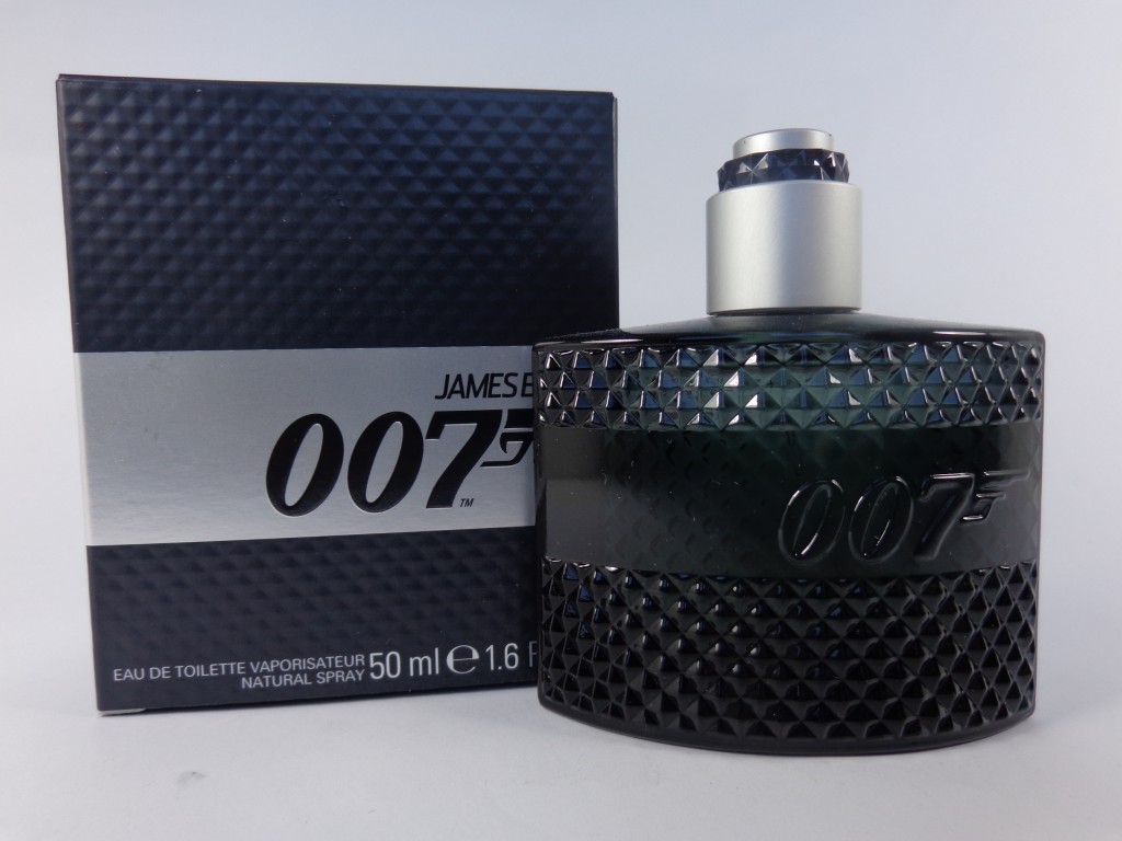 Gifts for Men: James Bond 007 Fragrance for Men #HolidayGiftGuide