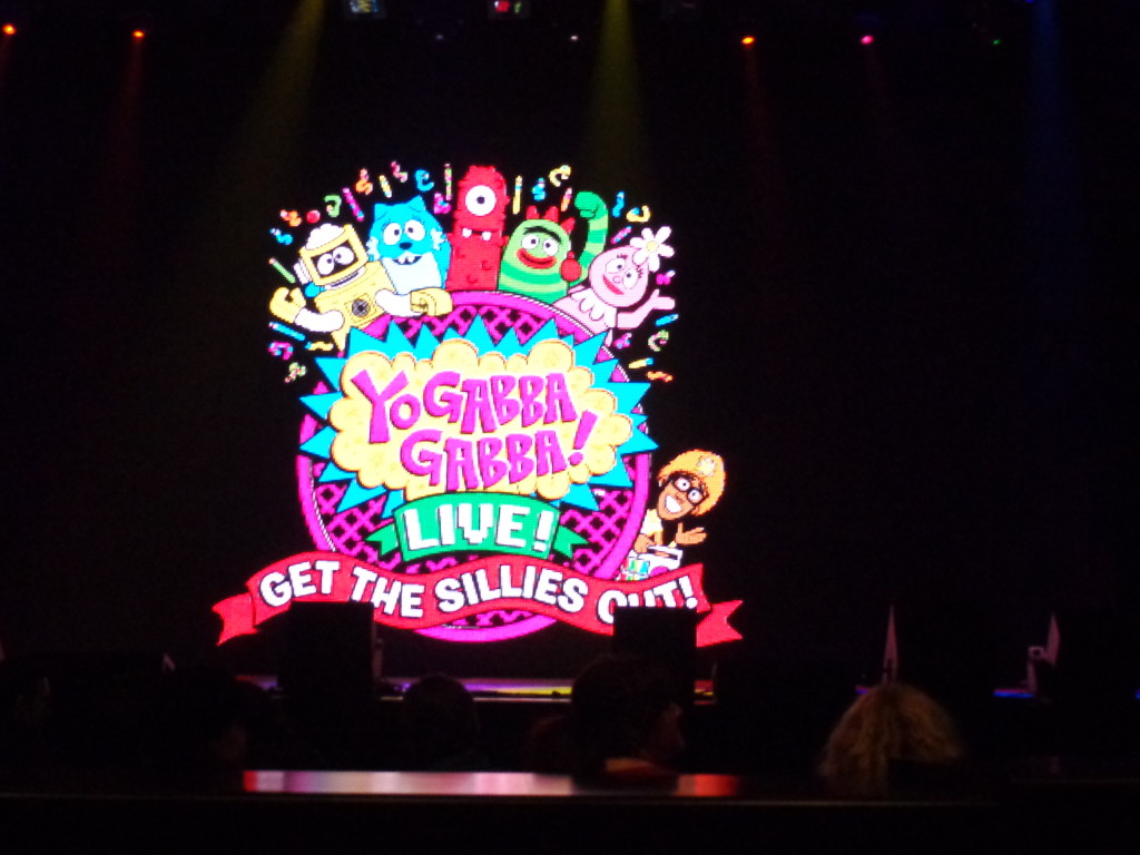 Review & Photos: Yo Gabba Gabba! LIVE! Get the Sillies Out! at the Akoo Theatre in Rosemont #yogabbagabba