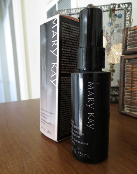 Review:  Mary Kay Makeup Finishing Spray