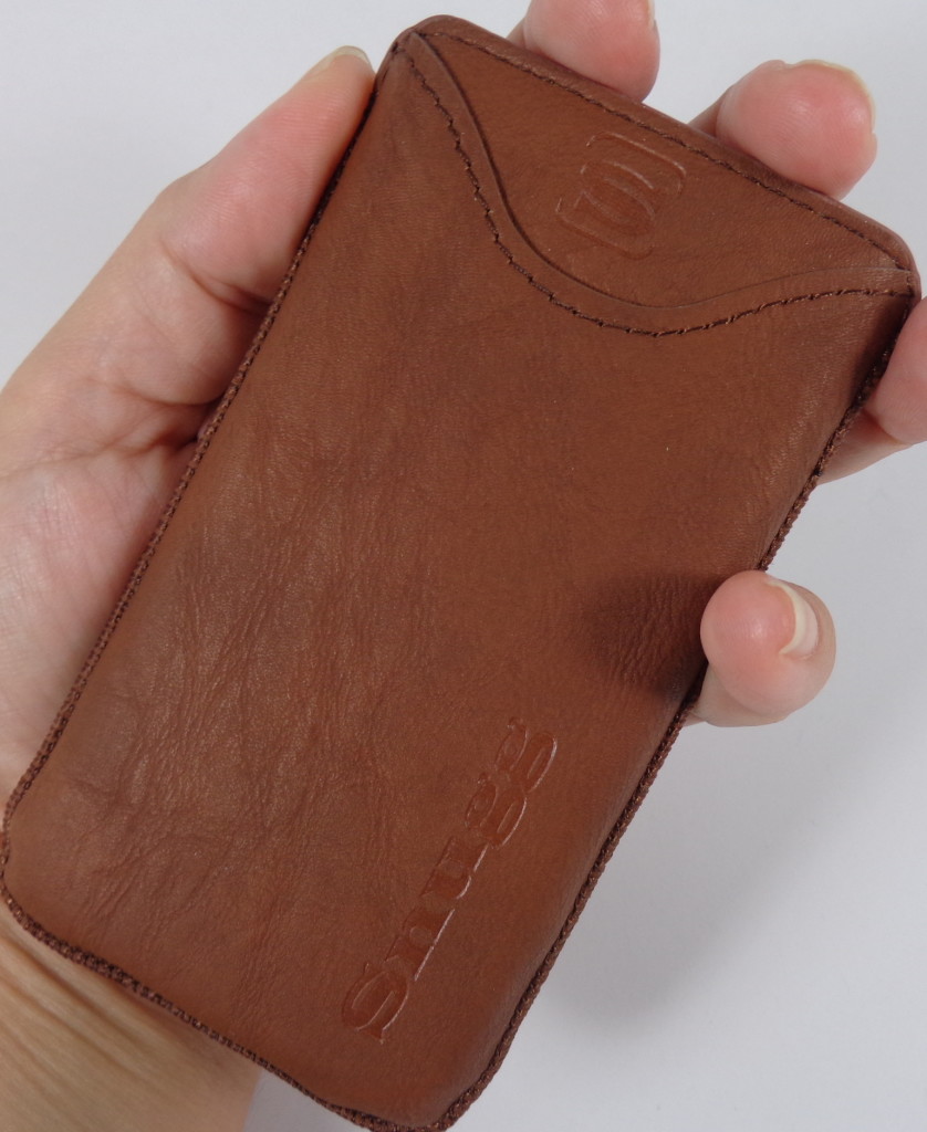 Snugg iPhone Case in Distressed Brown Leather