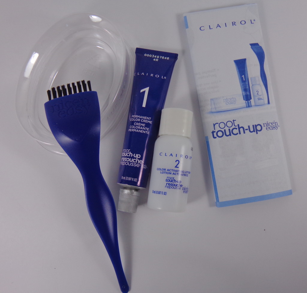 What's in the Clairol Nice n Easy Root Touch Up Kit