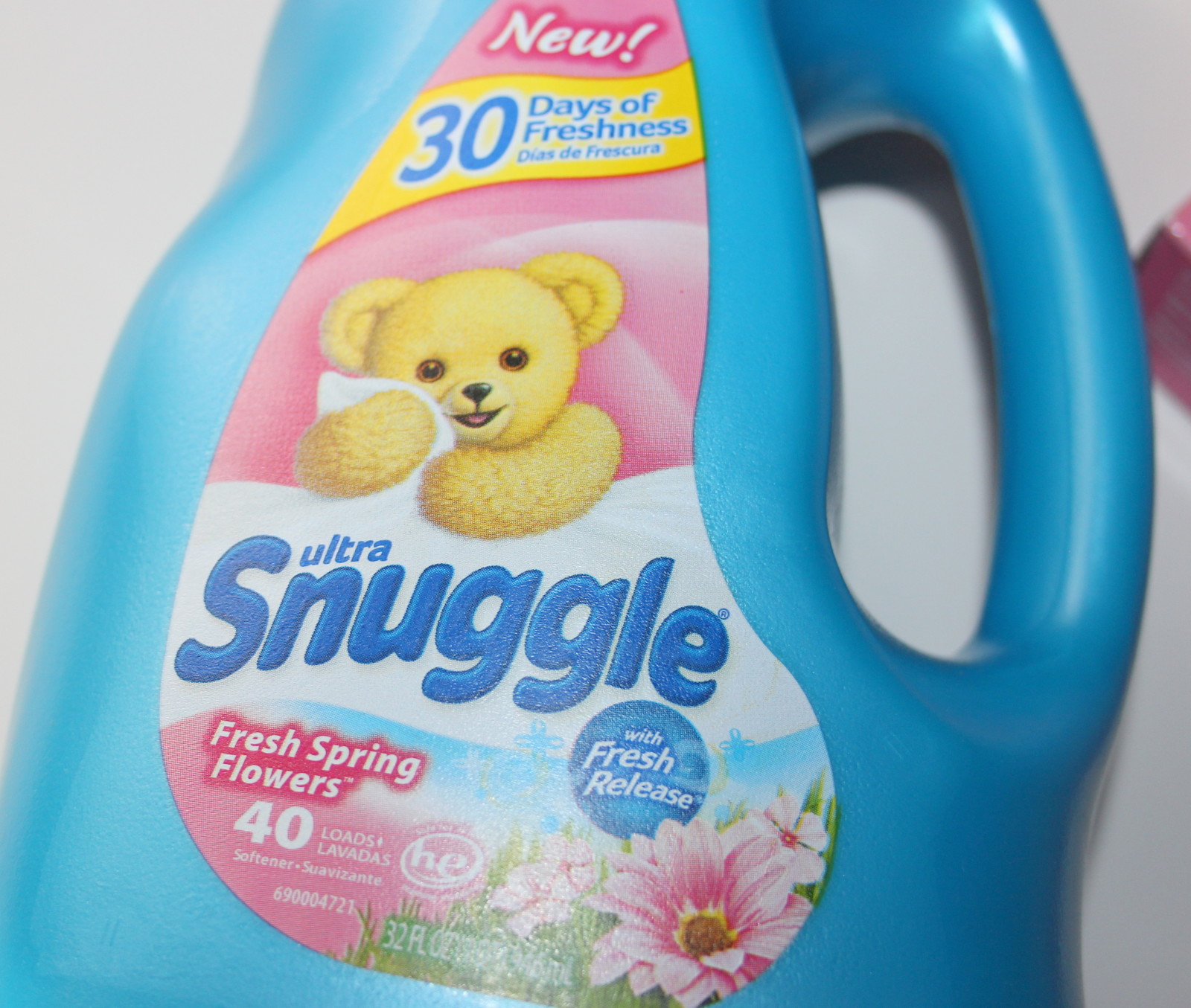 Review Snuggle Fresh Spring Flowers Fabric Softener