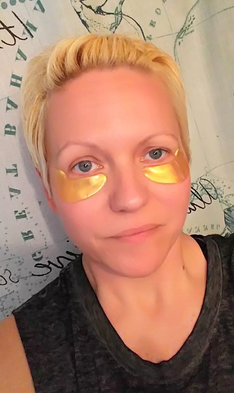 How to US 24k Gold Stem Cell Eye Mask