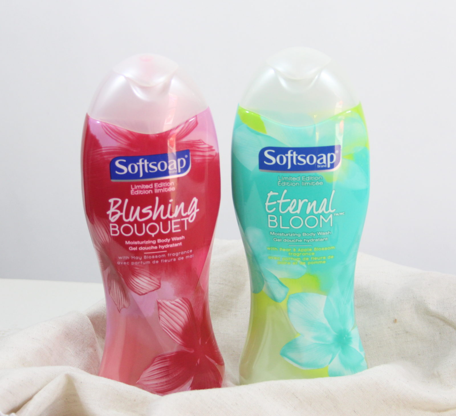 Softsoap Limited Edition Moisturizing Body Wash – Blushing Bouquet and Eternal Bloom