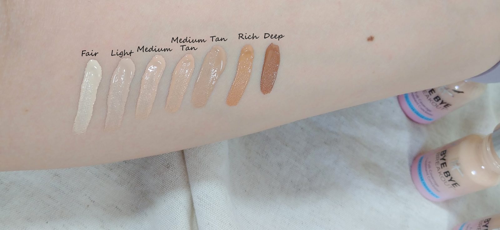 IT Cosmetics Bye Bye Concealer Swatches